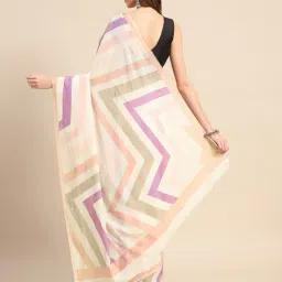 buta buti Women Printed Saree with Contrast Border image 2