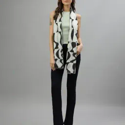 centrestage Printed Scarf with Frayed Hem image 2