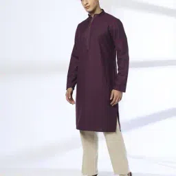 netplay Men Embroidered Long Kurta with Insert Pocket image 2
