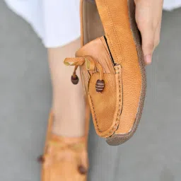 shoetopia Women Round-Toe Loafers image 3