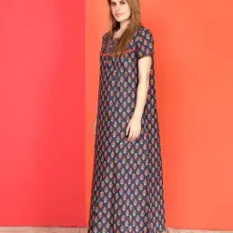 evolove Women Floral Print Pleated Nightie image 3