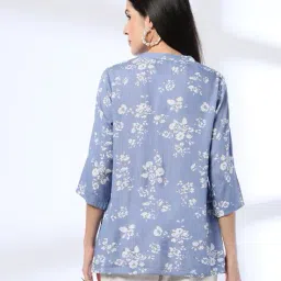 fusion Women Floral Print Straight Short Kurti image 3