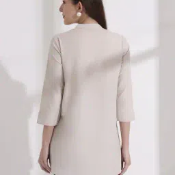 fithub Women Regular Fit Shirt image 3