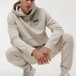 american eagle Men Regular Fit Sweatshirt with Kangaroo Pockets image 3