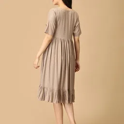 the mom store Women A-Line Dress with Belt Accent  image 3