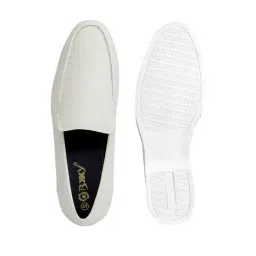 bxxy Men Mid-Top Slip-On Loafers image 3
