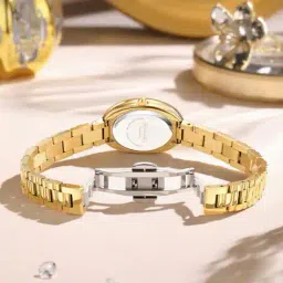 giordano Women Analogue Watch image 3