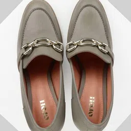 oroh Women Round-Toe Pump Heeled Shoes image 3