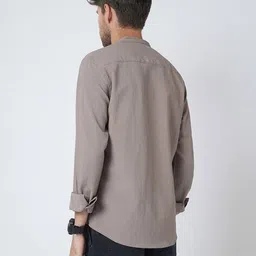 vastrado Men Textured Short Kurta image 3