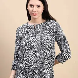 kryptic Women Camouflage Printed Cotton Knitted Top image 3