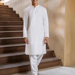 kingdom of white Men Long Kurta with Mandarin Collar image 3