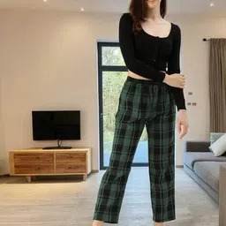 kryptic Pack of 2 Women Checked Straight Fit Pyjamas image 3