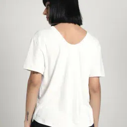 puma Women Move Cloudspun Loose Fit Training Round-Neck T-Shirt image 3