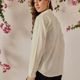 leia Women Slim Fit Shirt  image 3