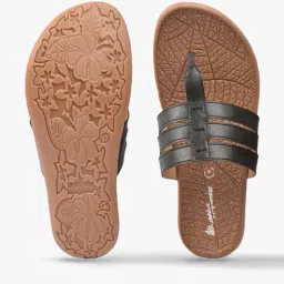 hi-attitude Thong-Strap Sandals with Cut-Out Details image 3