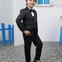 pixie n prince Boys Suit Set image 3