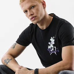 snitch Men Graphic Print Crew-Neck T-Shirt image 3