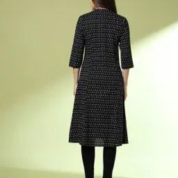 acai Women Printed Straight Kurta image 3