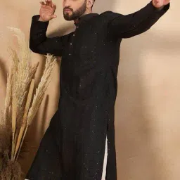 swagg india Men Embroidered Regular Fit Long Kurta image 3