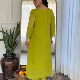 nyrika Women Embroidered Flared Kurta Set image 3