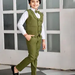 pixie n prince Boys Suit Set image 3