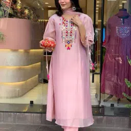 dayaachi Women Embroidered Straight Kurta with Pants & Dupatta image 3