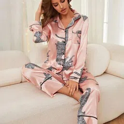 fyre rose Women Graphic Nightwear Set image 3