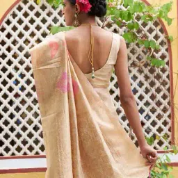 janasya Women Floral Woven Saree with Contrast Border & Tassels image 3