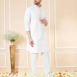 see designs Men Embroidery Long Kurta image 3