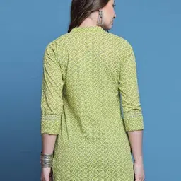 rajnandini Women Floral Print Regular Fit Tunic image 3