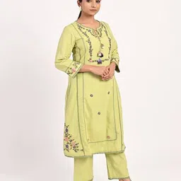 lakshita Women Embroidered Straight Kurta Set image 3