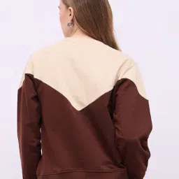 styli Women Regular Fit Regular Sweatshirt image 3