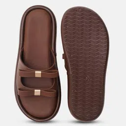 froh feet Women Flat Sandals with Synthetic Upper image 3