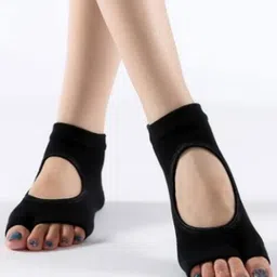 athline WOmen Ankle-Length Socks image 3