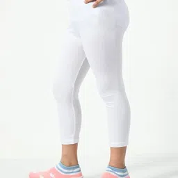 pixie n prince Pack of 3 Flat Front Mid-Calf Length Slim Fit Capris image 3