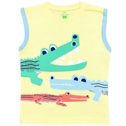 yuv Pack of 3 Printed T-Shirt & Shorts Set image 3