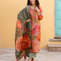 ishin Women Embroidery Straight Kurta Set image 3