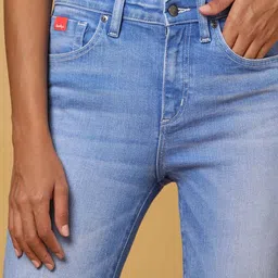 superdry Fuji Lightly Whiskered Skinny Jeans image 4