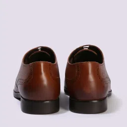 lee cooper Men Leather Lace-Up Brogue Shoes image 4