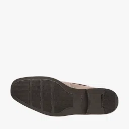 clarks Tilden Free Slip-On Leather Formal Shoes image 4
