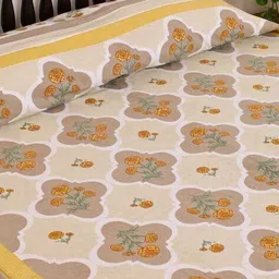 peepul tree 150 TC Floral Print Queen Bedsheet  image 4