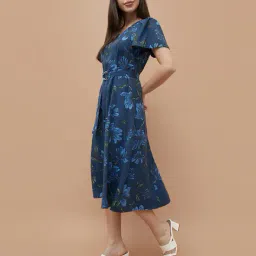 code by lifestyle Knee Length Dress image 4