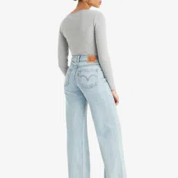 levi's Women Heavily Washed Relaxed Jeans image 4