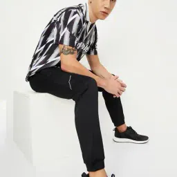 max Men Sports Joggers image 4