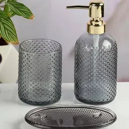 kookee Set of 3 Glass Bathroom Accessories image 4