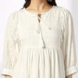 avaasa mix n' match Women Embroidered Flared Kurta image 4