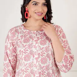 aramya Women Floral Print A-Line Kurta image 4