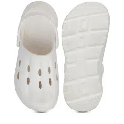 bata Women Round-Toe Clogs with Sling Back image 4