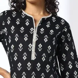 avaasa mix n' match Women Geometric Print Straight Kurta image 4