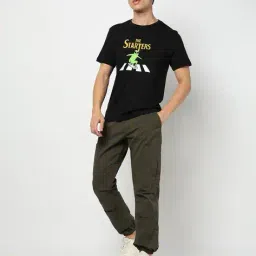 yousta Men Graphic Print Regular Fit Crew-Neck T-Shirt image 4